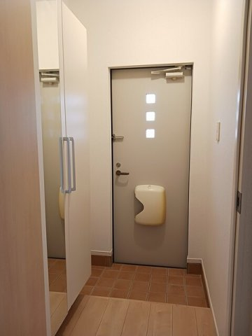 ラメールＢの玄関