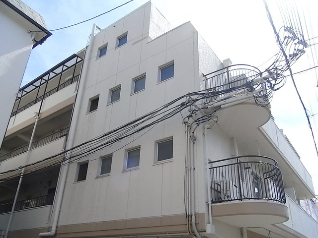 田中マンションの外観