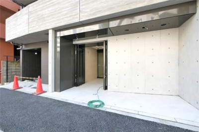 【エントランス】 | LUMEED横濱山手