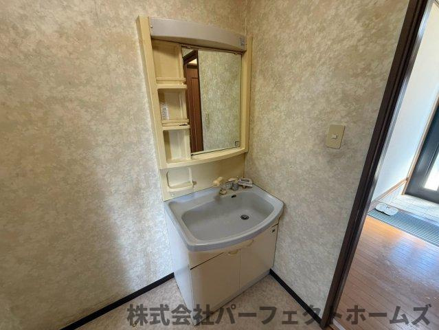 南星台3丁目戸建の独立洗面台|独立洗面化粧台付き