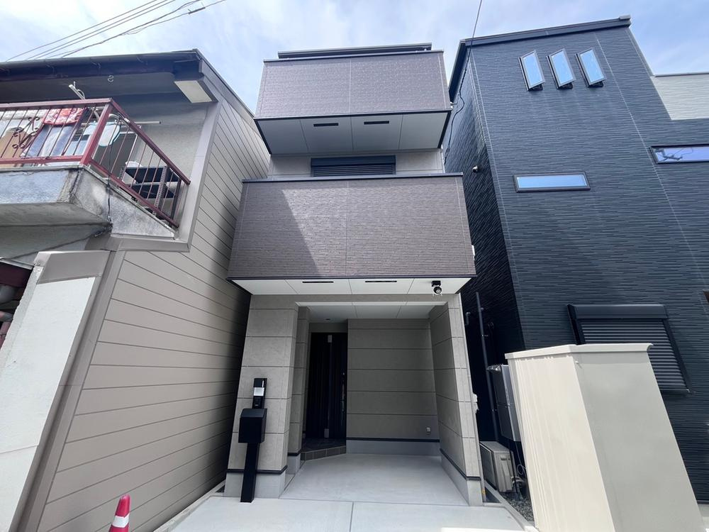 豊中市庄内幸町5丁目　新築戸建の外観|外観もきれいです