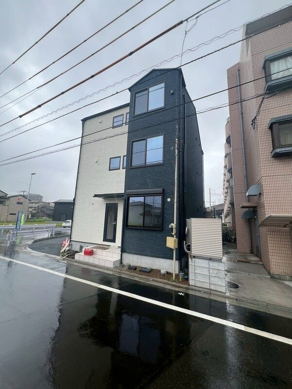 Stella本千葉の外観|不動産屋のイメージを変えたい！『いい部屋ネット千葉蘇我店』へ♪