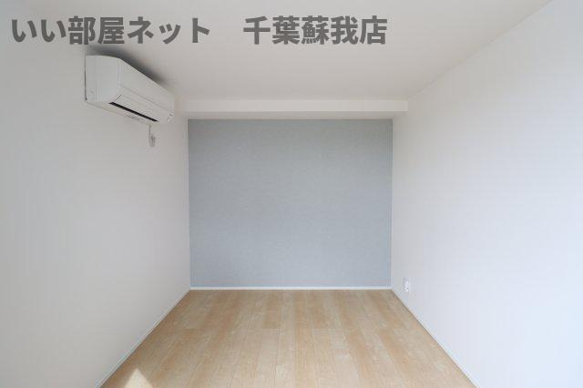 Stella本千葉の居間・リビング|こちらのリビングで趣味の時間をお楽しみください