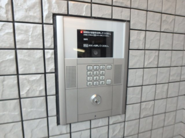 【セキュリティ】 | エフティー西宮北口　Ａ棟 | オートロックつきです