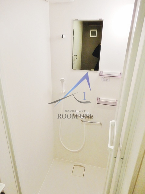 La Maison de Mitsui 田園調布の浴室|シャワールームです。