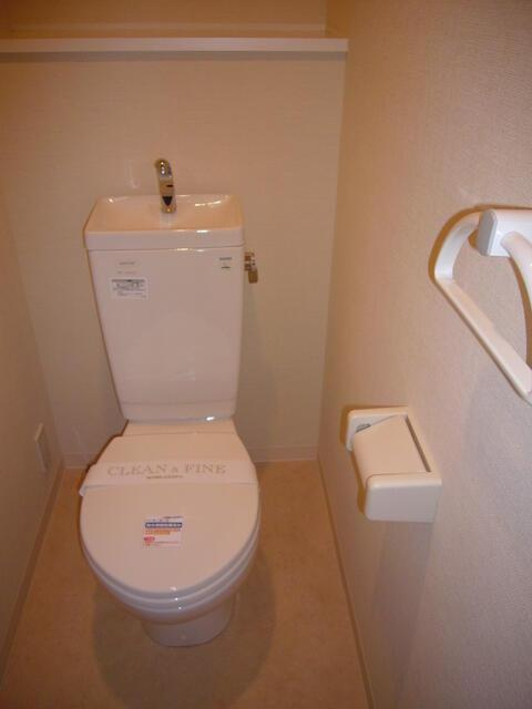 サンクレスト荻窪のトイレ|落ち着いたトイレです