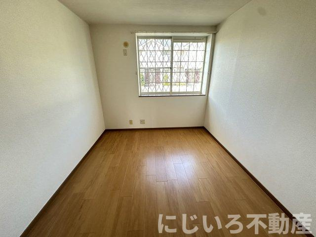 サンシェールBの居間・リビング
