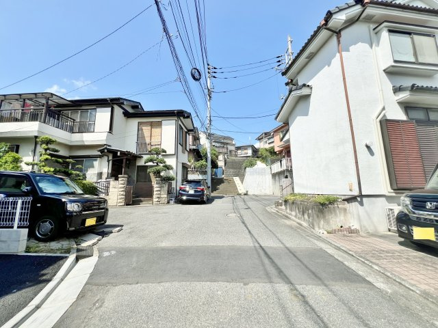 板橋区赤塚7丁目 限定1棟の前面道路含む現地写真|穏やかで暮らし心地の良いエリア
利便性もあり便利な立地です