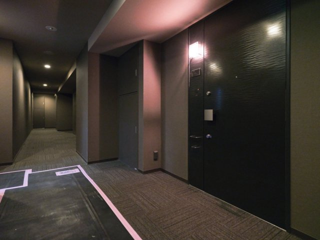 ブランズ東麻布の玄関|ブランズ東麻布：ホテルライクな内廊下設計のマンションです！