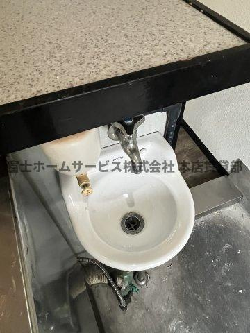 ハイハットアベニュービルの洗面所