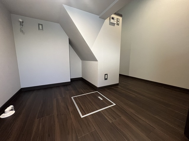 茨木市大手町の店舗事務所