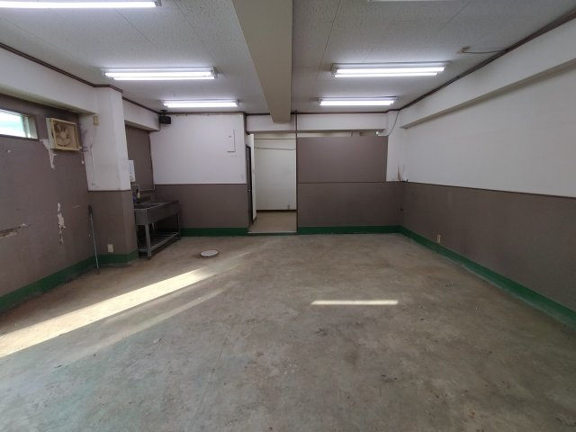 豊中市本町９丁目の店舗事務所