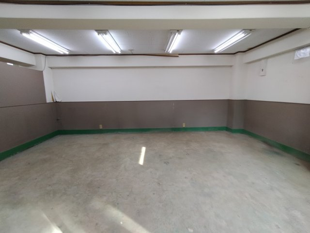 豊中市本町９丁目の店舗事務所