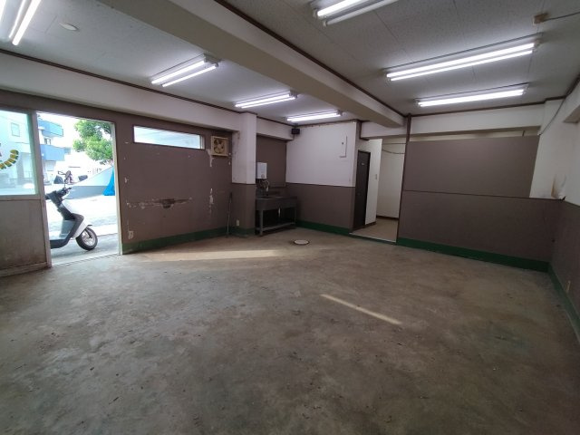 豊中市本町９丁目の店舗事務所