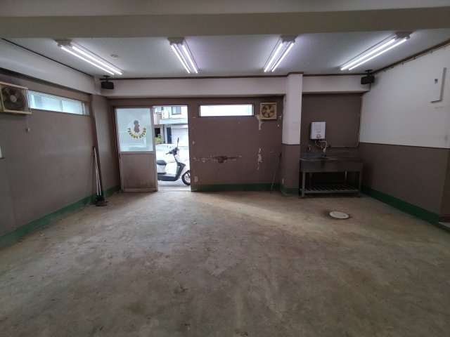 豊中市本町９丁目の店舗事務所