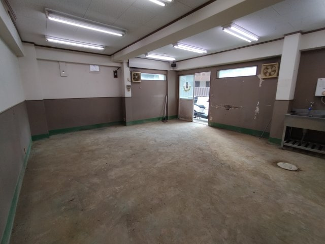 豊中市本町９丁目の店舗事務所