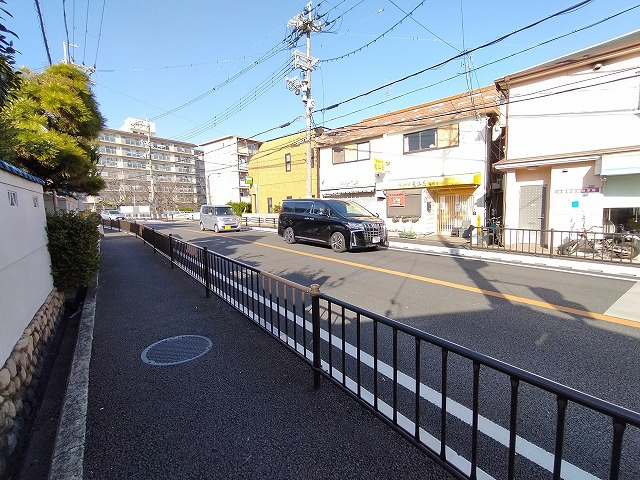 豊中市中桜塚４丁目の店舗事務所