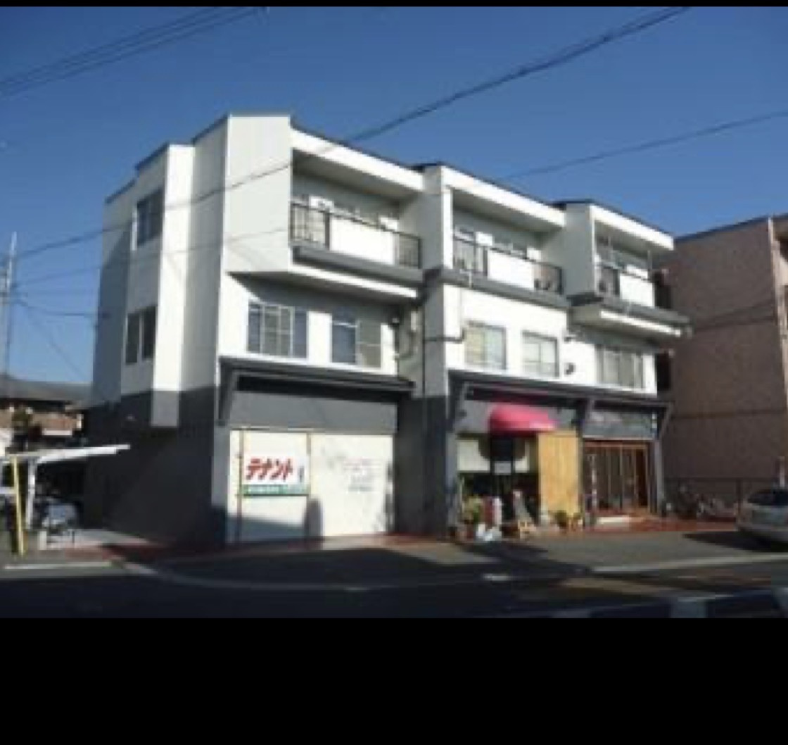 吹田市山田東１丁目の店舗事務所の外観