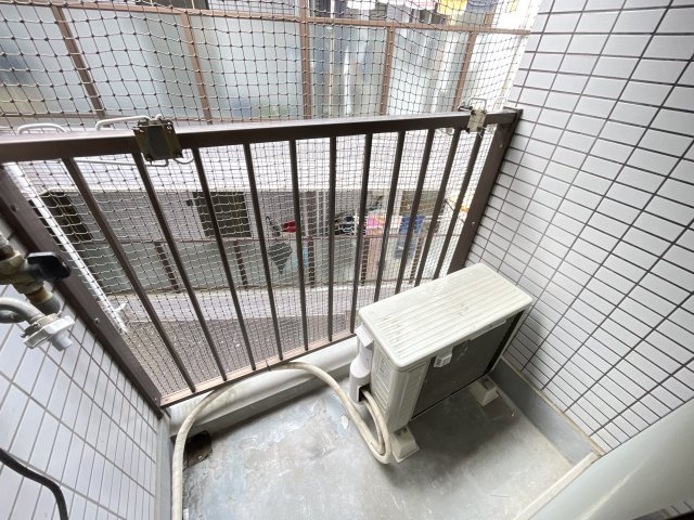 門真市垣内町の店舗事務所