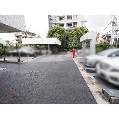 パークアクシス代官山の駐車場