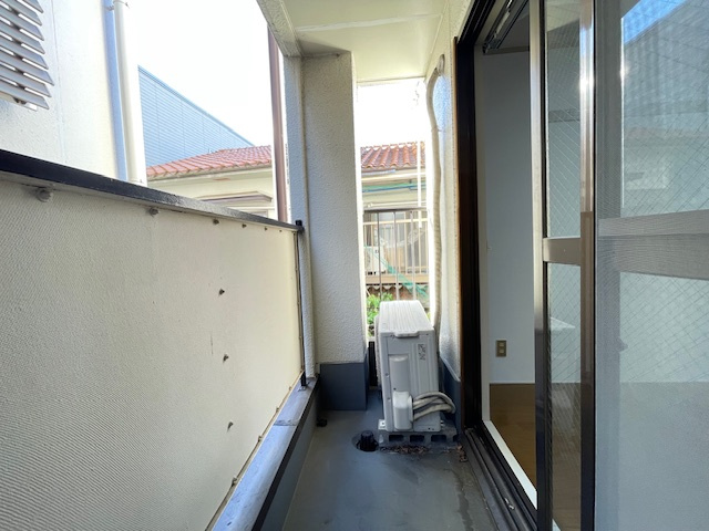 高槻市芥川町３丁目の事務所のバルコニー