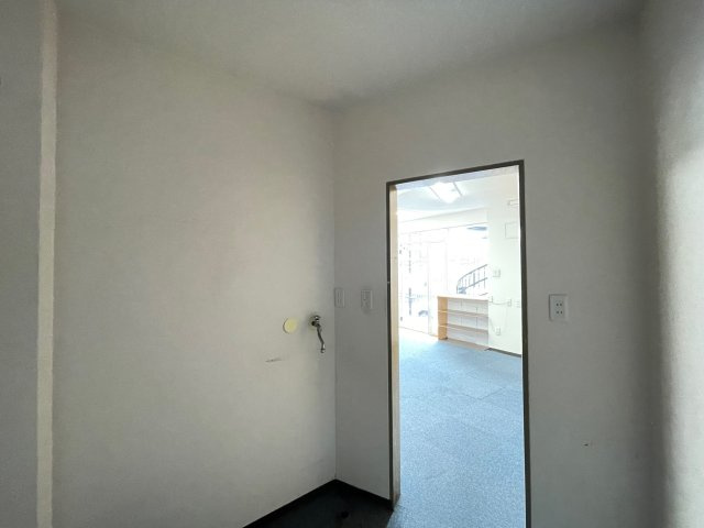 寝屋川市萱島本町の店舗事務所