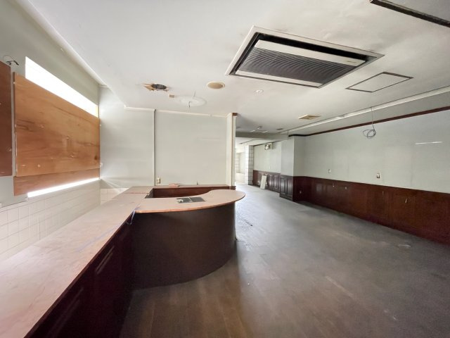寝屋川市豊野町の店舗一部の内装