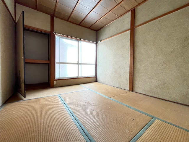 寝屋川市高柳５丁目の店舗事務所の内装