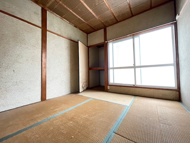 寝屋川市高柳５丁目の店舗事務所の内装