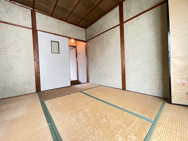 寝屋川市高柳５丁目の店舗事務所の内装