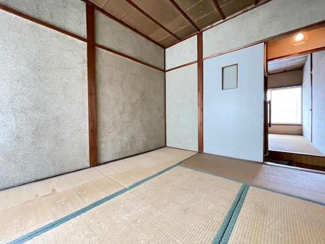 寝屋川市高柳５丁目の店舗事務所の内装