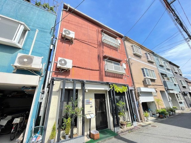 寝屋川市八坂町の店舗事務所