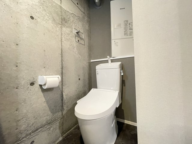 寝屋川市本町の事務所のトイレ