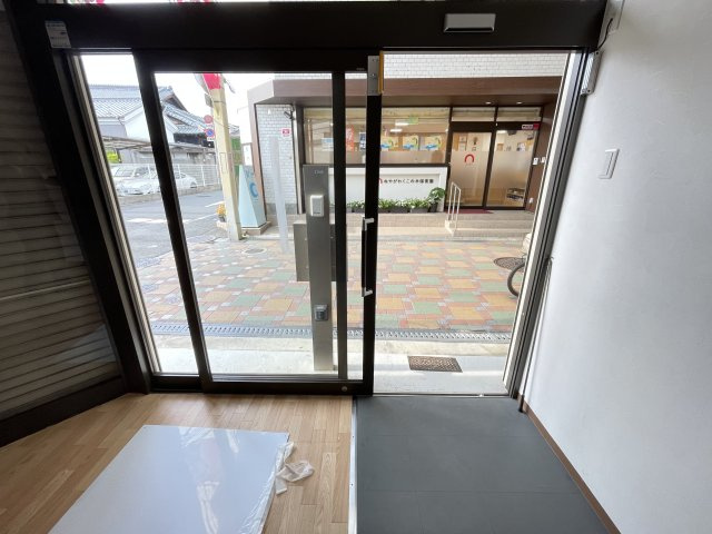 寝屋川市東大利町の店舗一部のその他