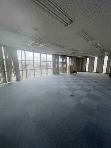 尼崎市大庄北４丁目の店舗事務所のロビー