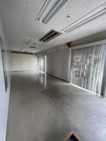 尼崎市大庄北４丁目の店舗事務所のロビー