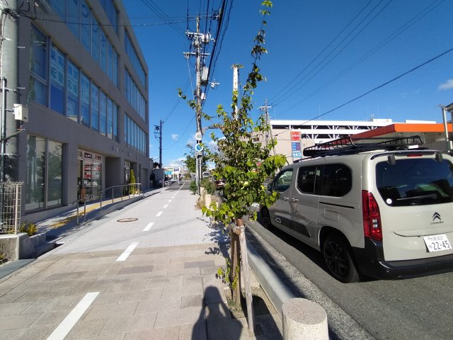 箕面市坊島４丁目の店舗事務所