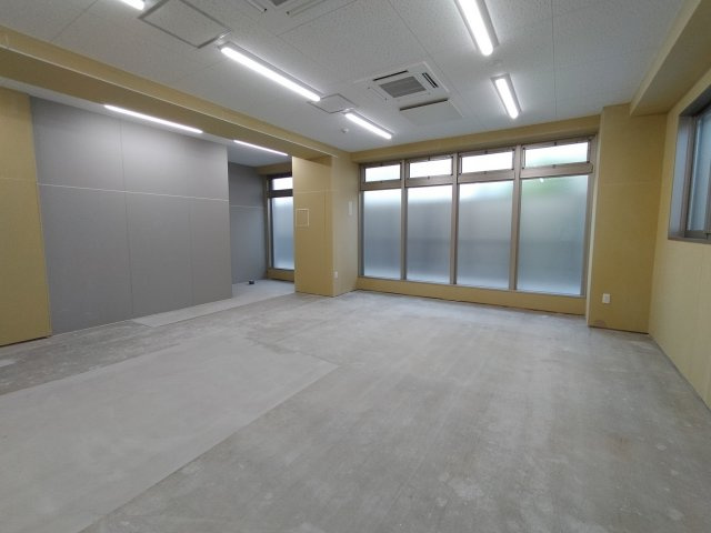 箕面市坊島４丁目の店舗事務所