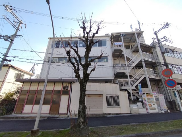 吹田市古江台２丁目の店舗事務所
