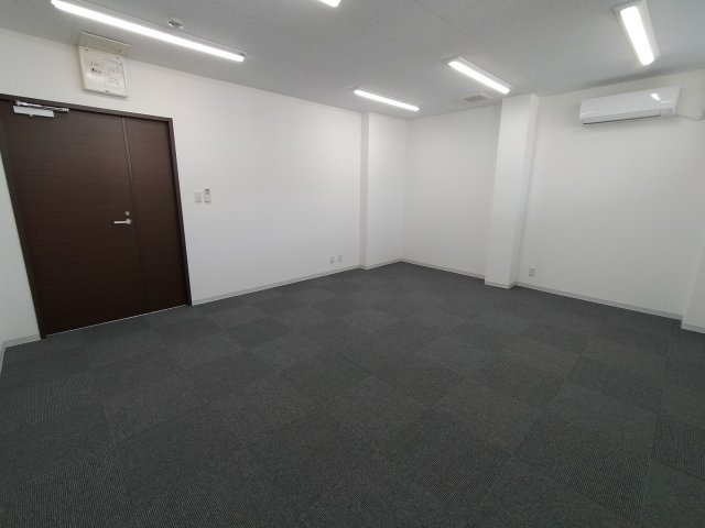 吹田市古江台２丁目の店舗事務所