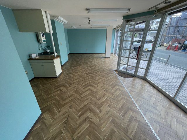 豊中市南桜塚３丁目の店舗事務所