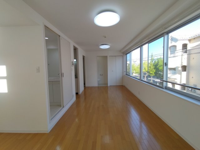 箕面市小野原西５丁目の店舗事務所