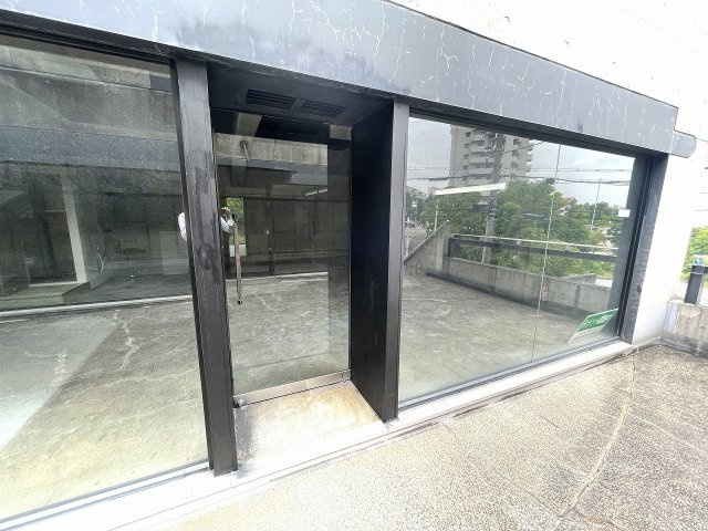 吹田市五月が丘北の店舗一部のその他