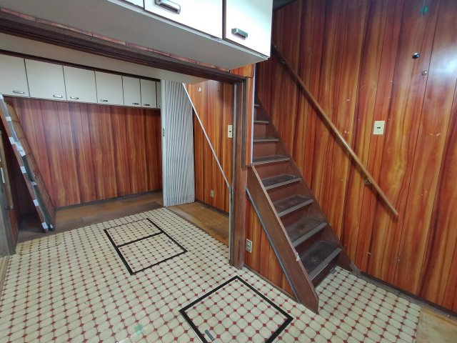 豊中市庄内西町２丁目の店舗事務所
