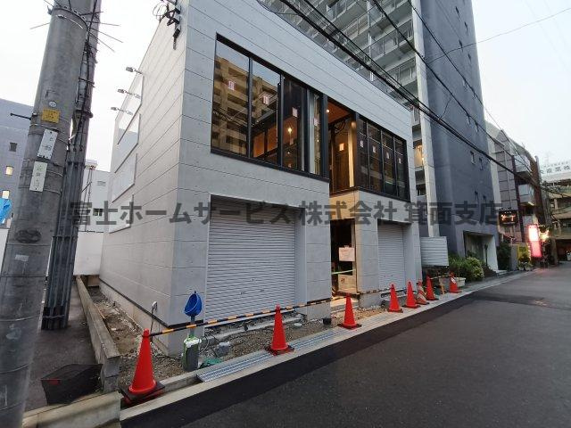 茨木市双葉町の店舗事務所