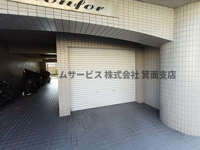 伊丹市森本１丁目の店舗事務所