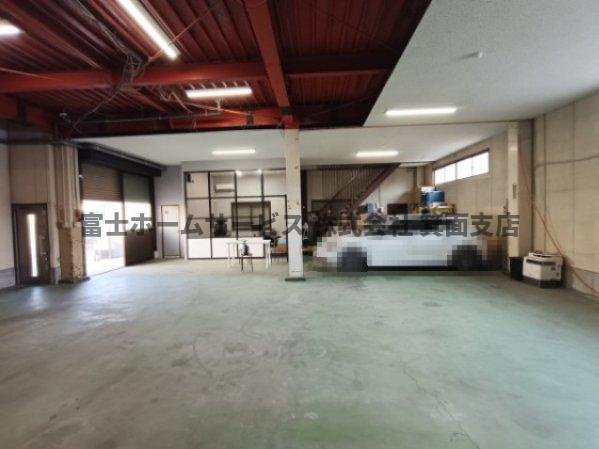 高倉町1丁目　倉庫事務所