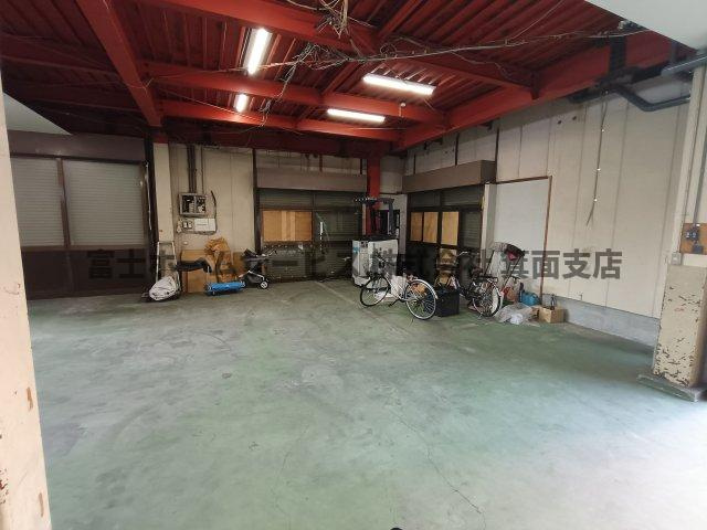 高倉町1丁目　倉庫事務所