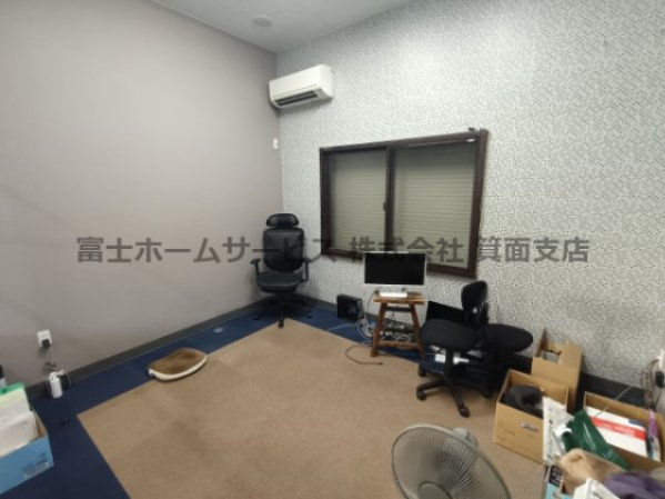 高倉町1丁目　倉庫事務所