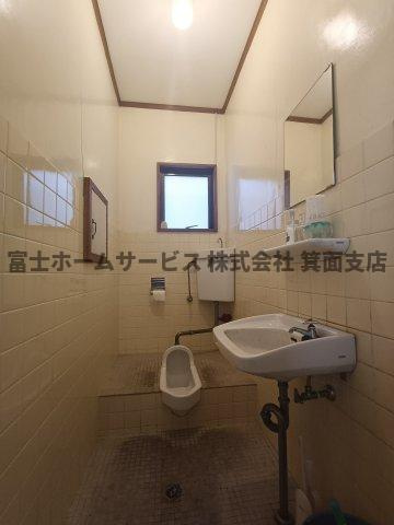 高倉町1丁目　倉庫事務所